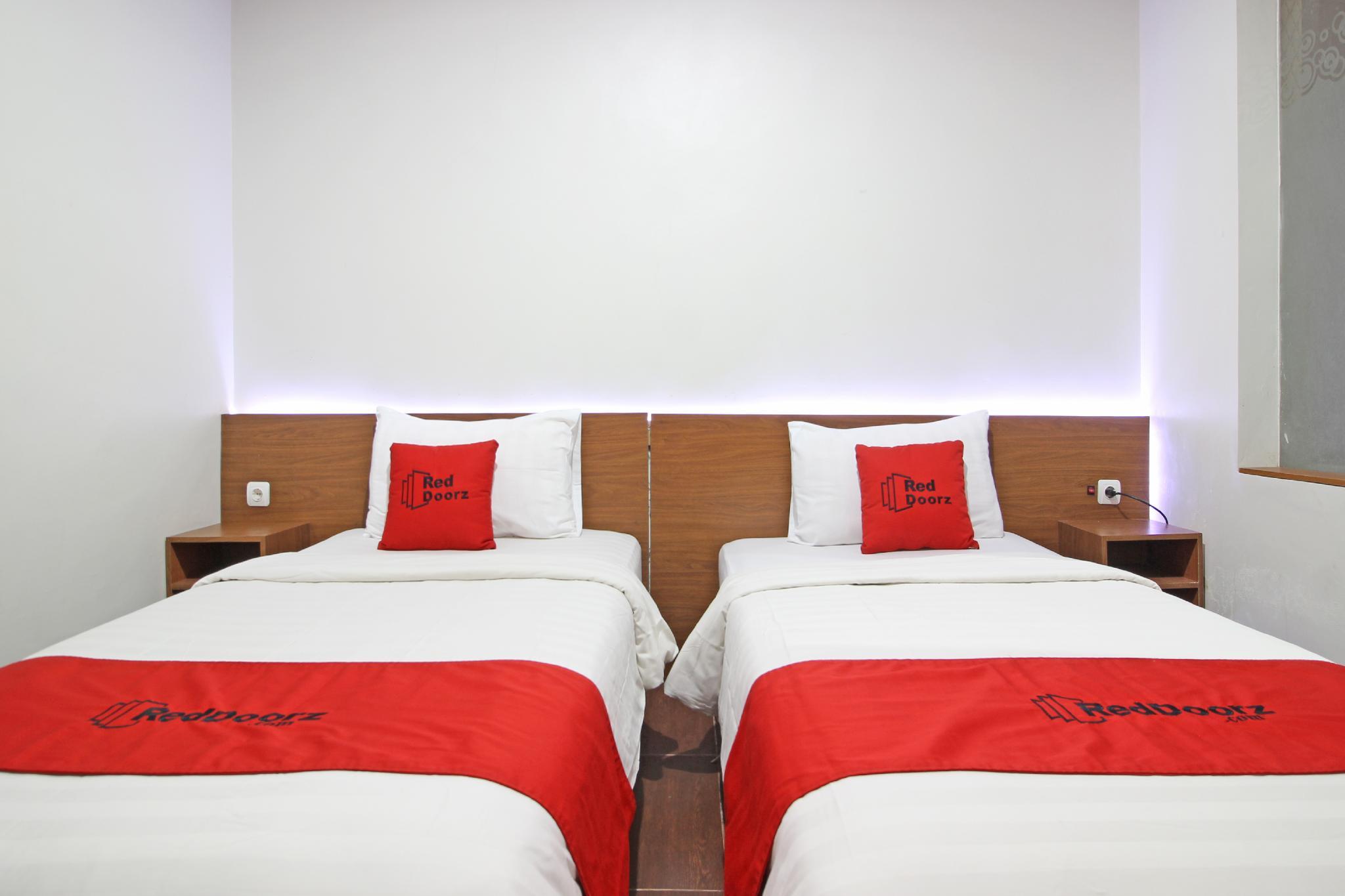 Reddoorz Near Jogja City Mall Melati Exteriör bild