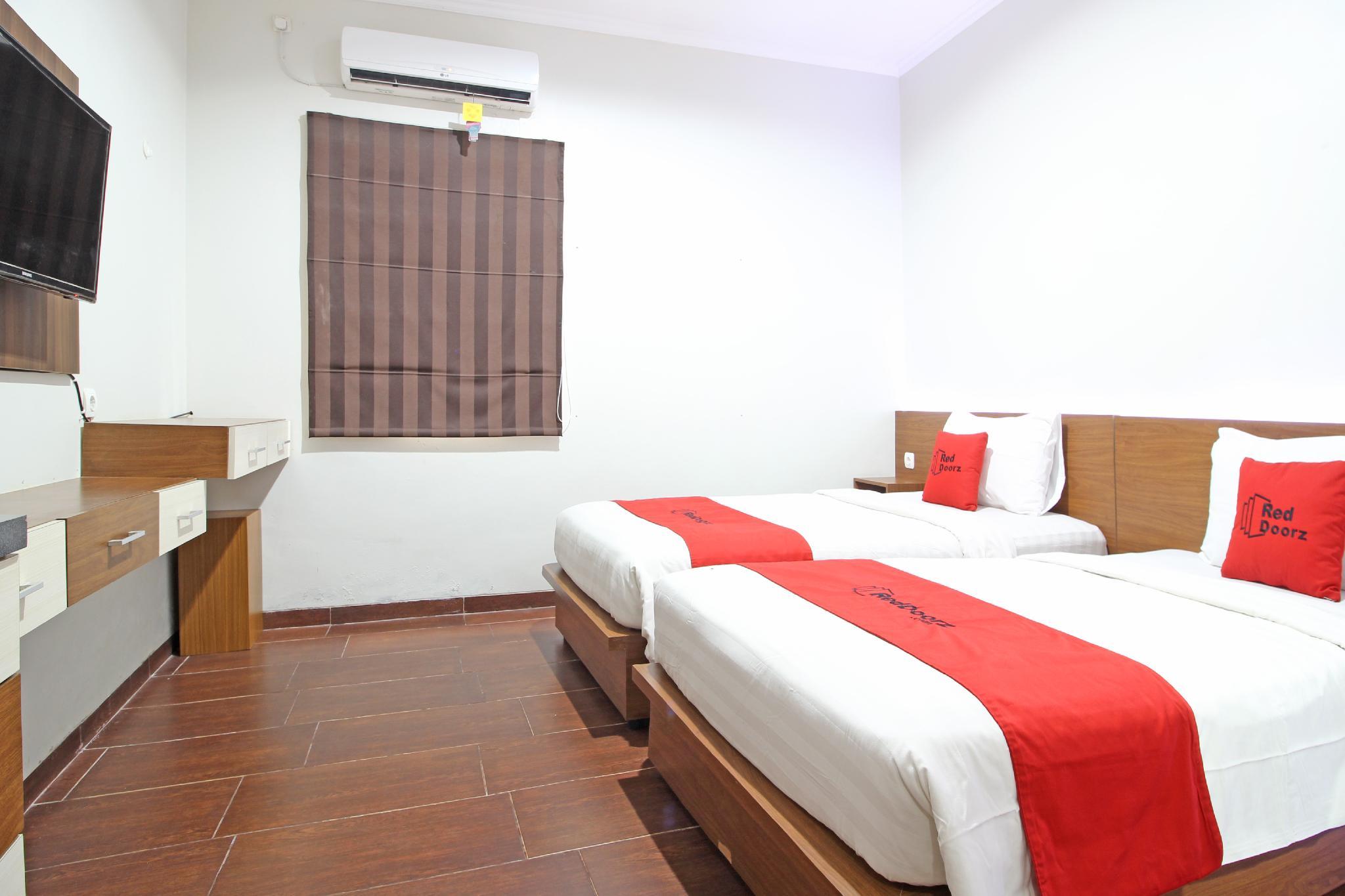 Reddoorz Near Jogja City Mall Melati Exteriör bild
