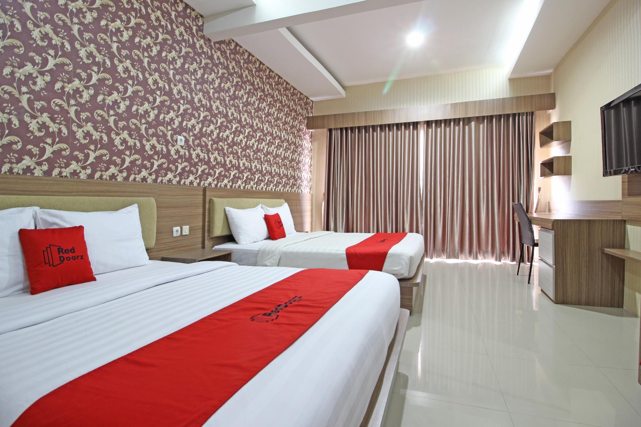 Reddoorz Near Jogja City Mall Melati Exteriör bild