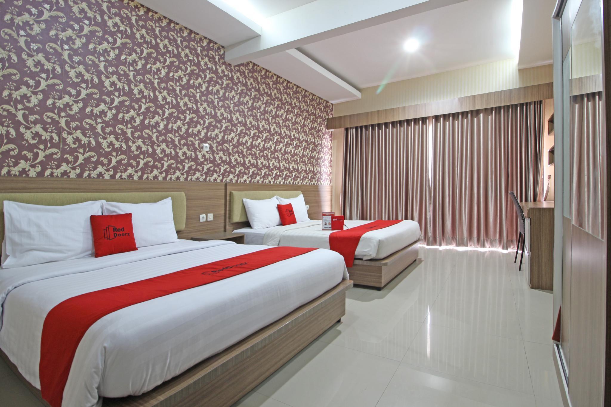 Reddoorz Near Jogja City Mall Melati Exteriör bild