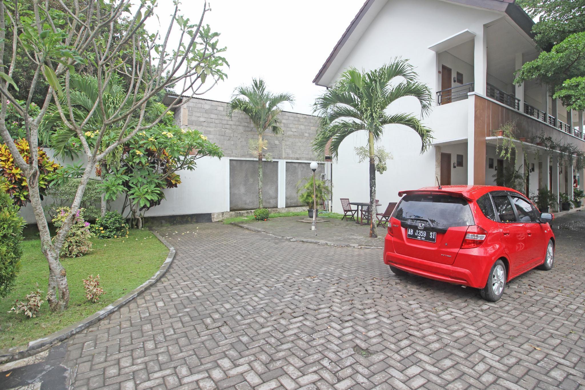 Reddoorz Near Jogja City Mall Melati Exteriör bild